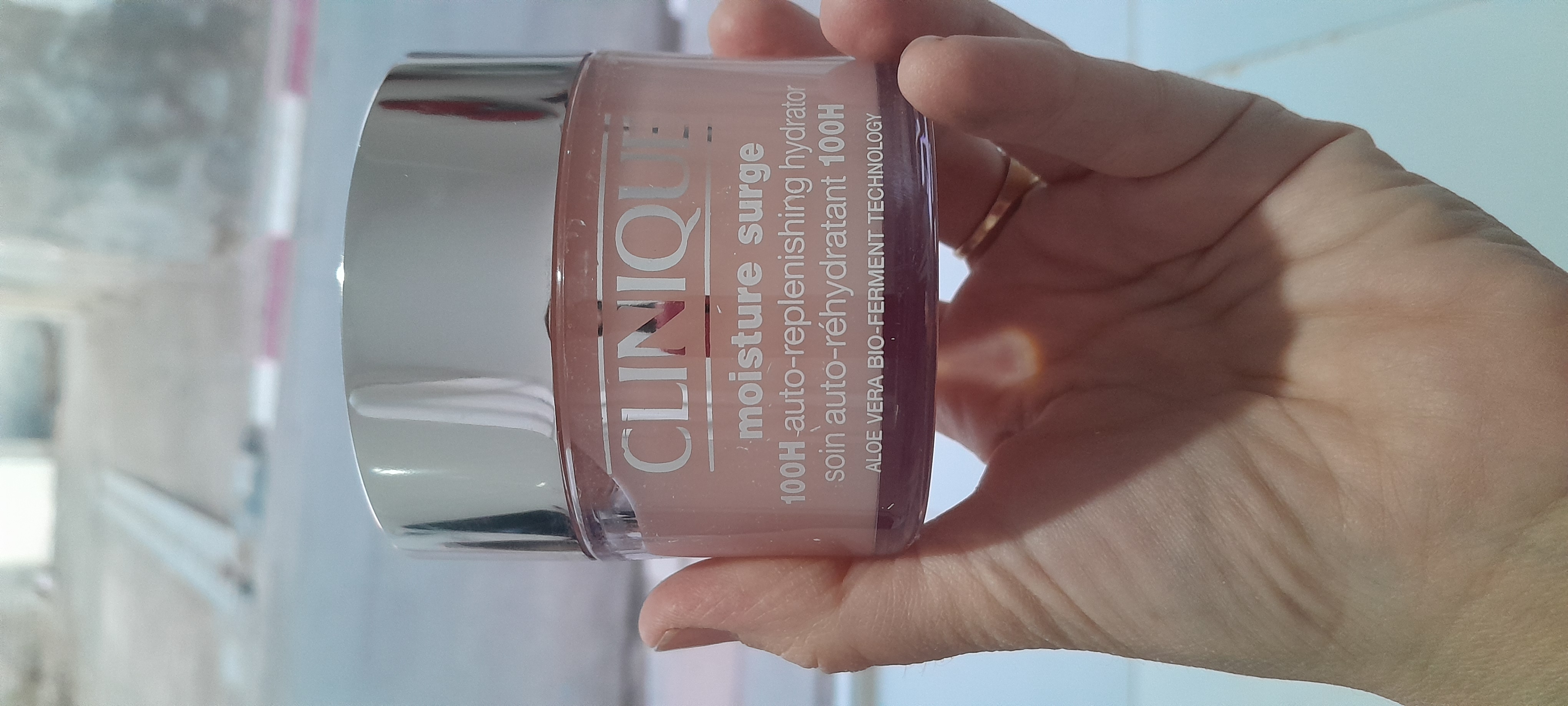 آبرسان ۱۰۰ ساعته کلینیک